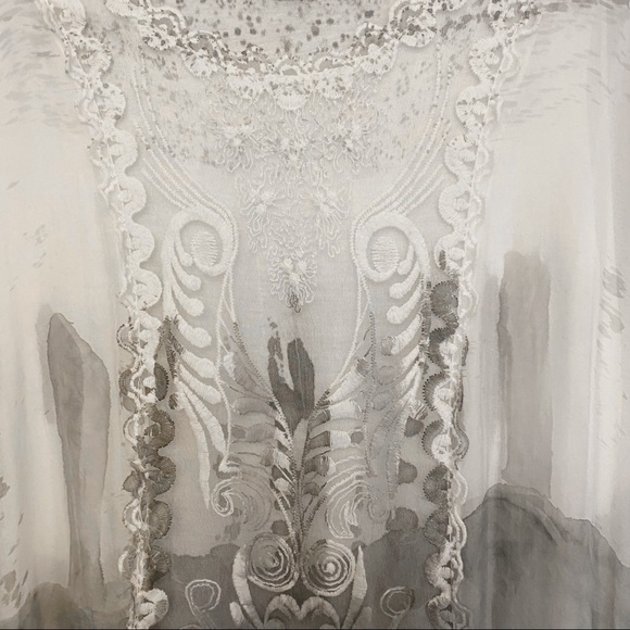 Saks Fifth Avenue Silk Grey & White Blouse - Picture 3 of 9